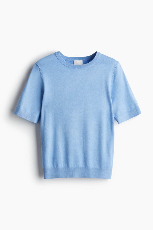 Fine-knit top